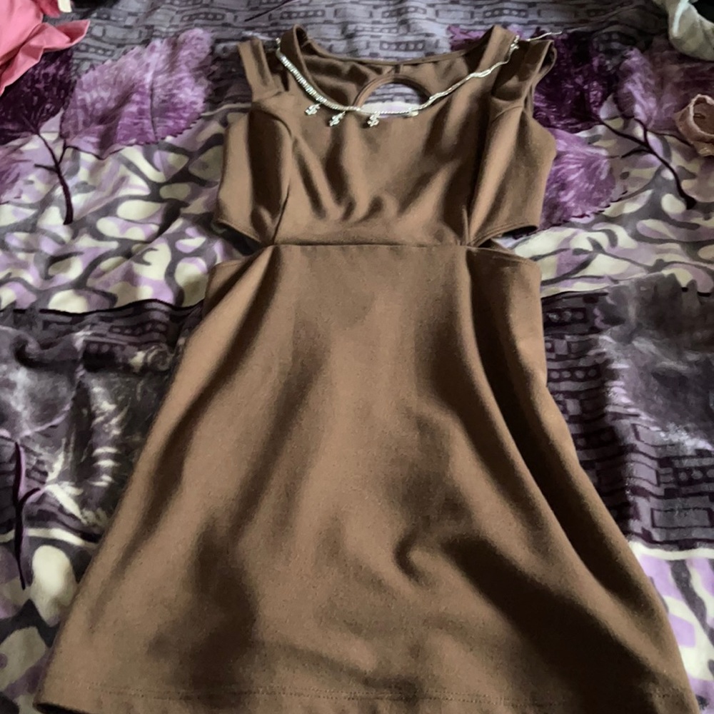 Brown short beautiful dress never been used
